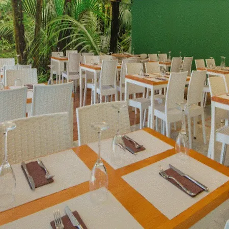 Magic Tropical Splash Hotel