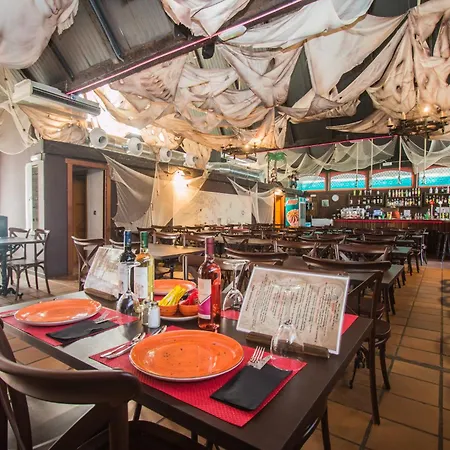 Magic Tropical Splash Hotel