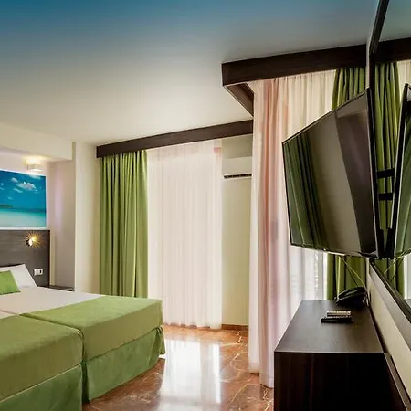 Magic Tropical Splash Hotel