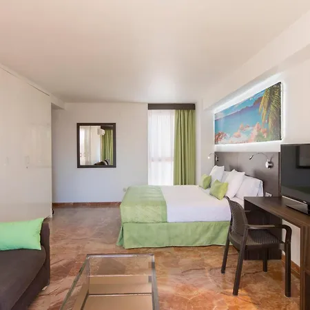 Magic Tropical Splash Hotel 3*