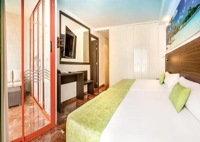 Magic Tropical Splash Hotel 3*