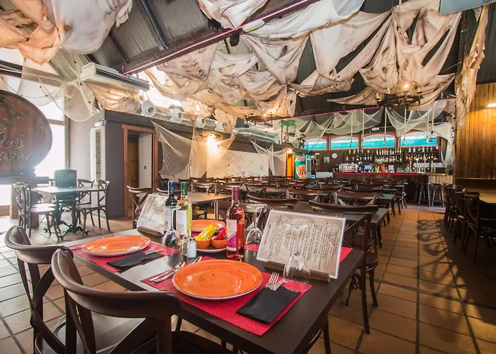 Magic Tropical Splash Hotel