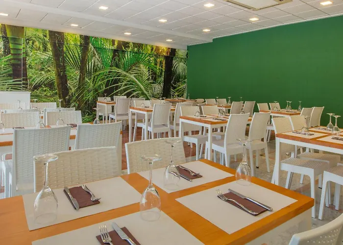 Magic Tropical Splash Hotel