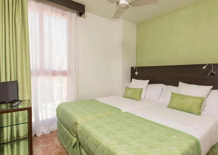 Magic Tropical Splash 3*