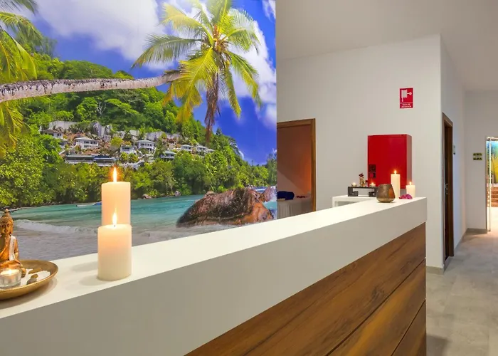 Hotel Magic Tropical Splash