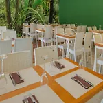 Magic Tropical Splash Hotel