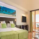 Magic Tropical Splash Hotel 3*