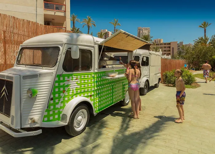 Magic Tropical Splash Hotel 3*